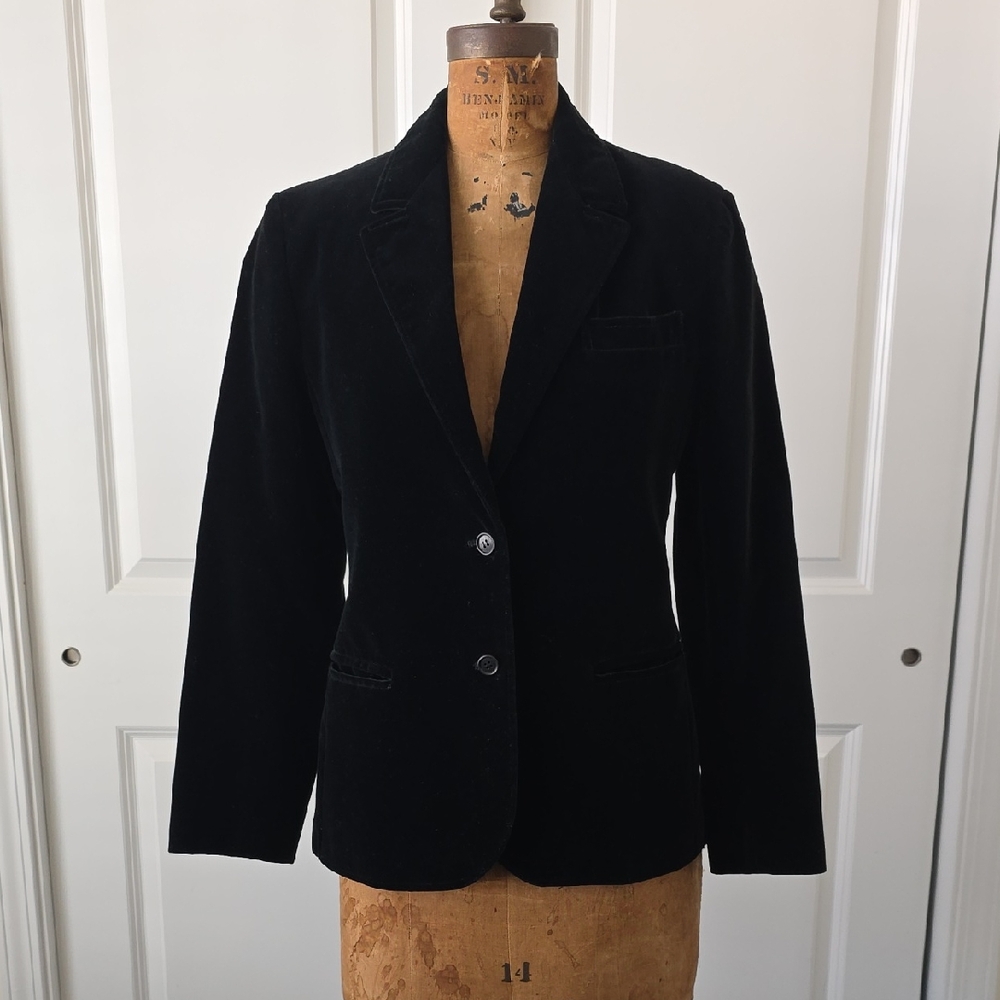 Breckenridge Elegant Black Velvet BLA